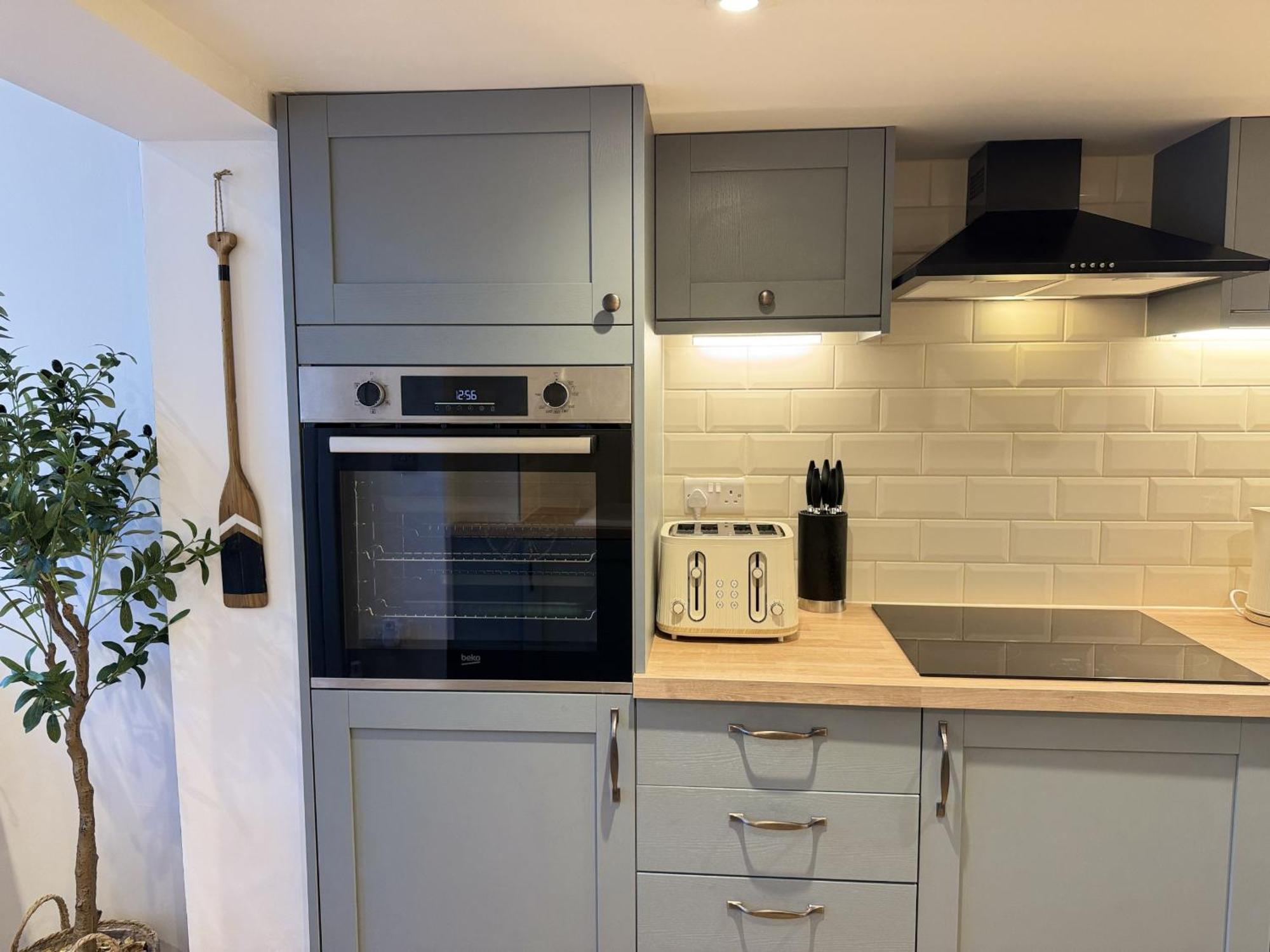 Driftwood House - Luxury Dog-Friendly Townhouse In Cowes, Steps From Marina Villa Cowes  Ngoại thất bức ảnh